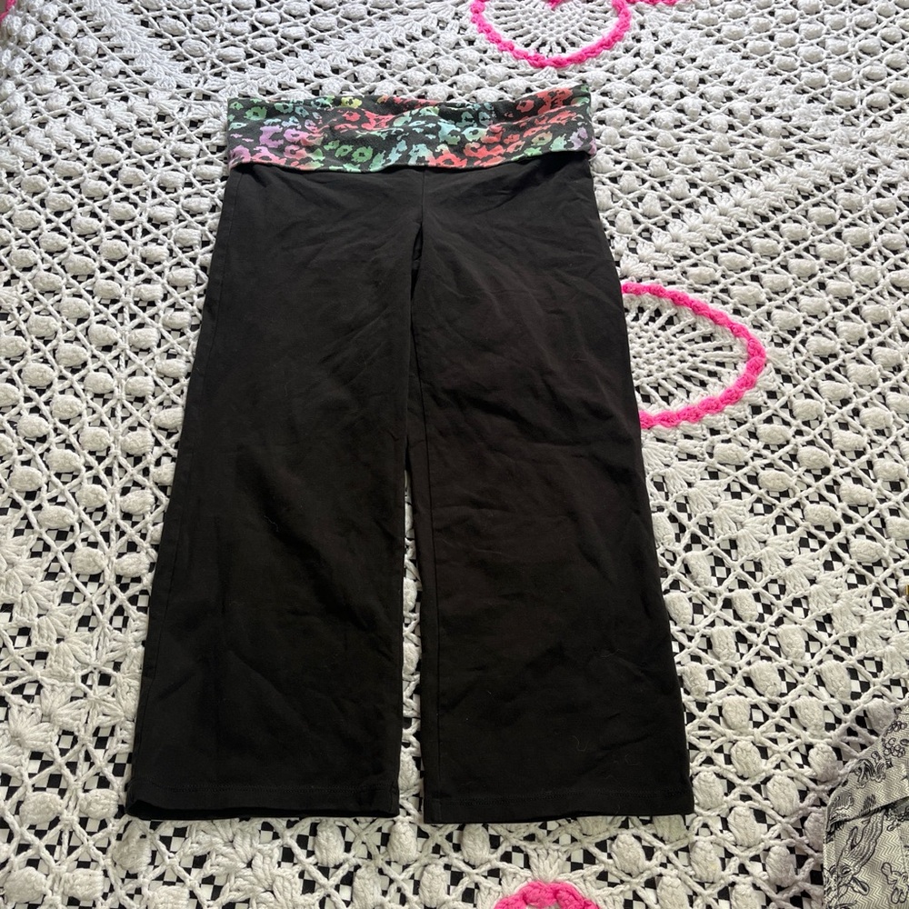 2010 VS Pink Black Capri Leggings with Neon Leopard Fold-Over Waistband